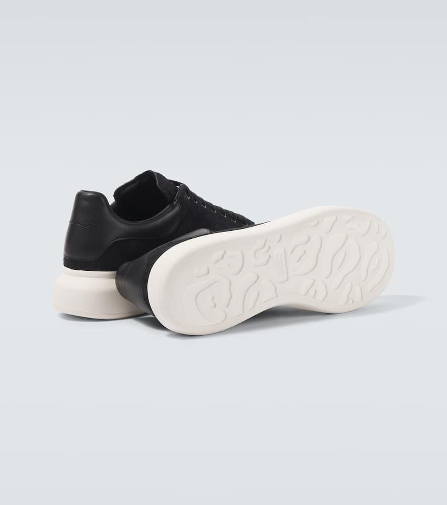 Alexander McQueen Oversized suede sneakers