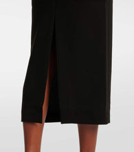 Roland Mouret Off-shoulder velvet gown