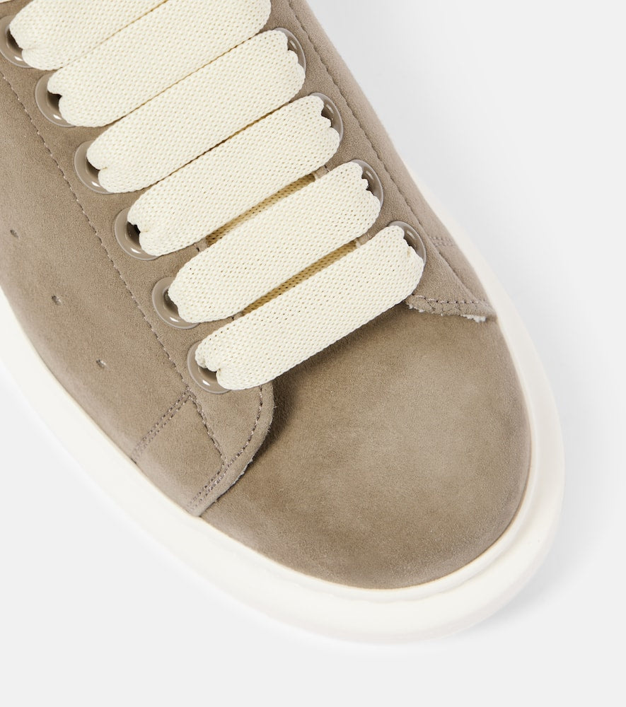 Alexander McQueen Oversized suede platform sneakers