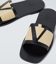 Valentino Garavani VLogo leather slides