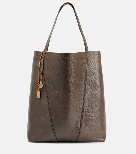 Chloe Chloe Spin Large leather tote bag. Shop Chloe Tote Bags for women now.