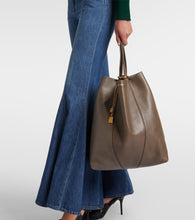 Chloe Chloe Spin Large leather tote bag