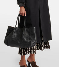 Bottega Veneta New Tote Intrecciato Large leather tote bag