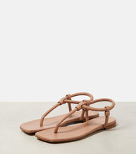 Gianvito Rossi Juno leather thong sandals