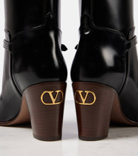 Valentino Garavani Pattie 75 leather knee-high boots