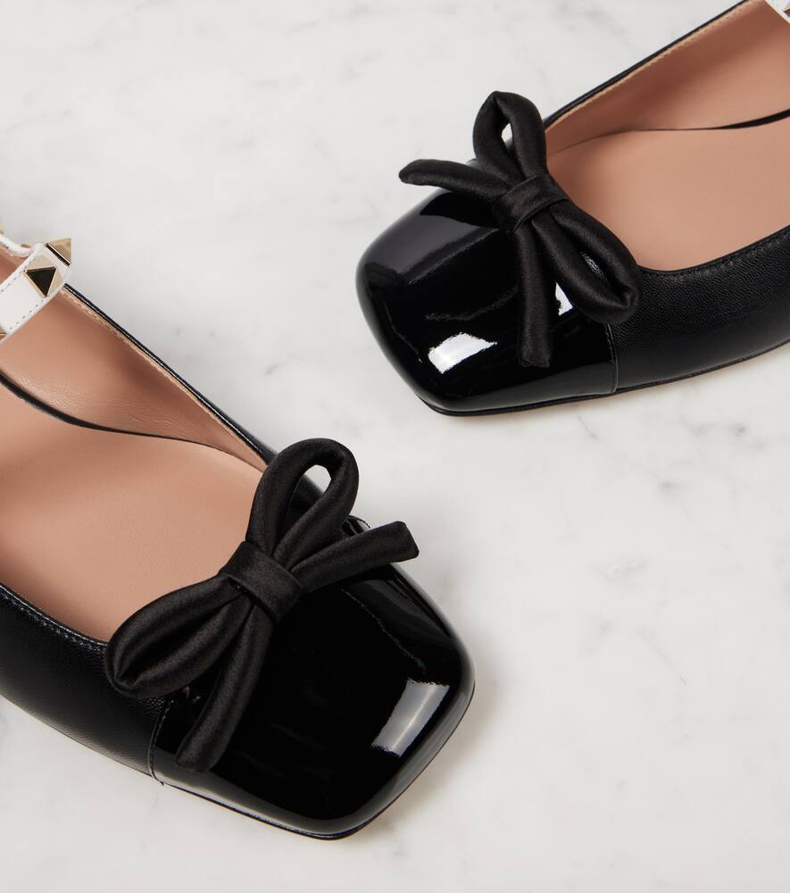 Valentino Garavani Rockstud Bow patent leather Mary Jane flats