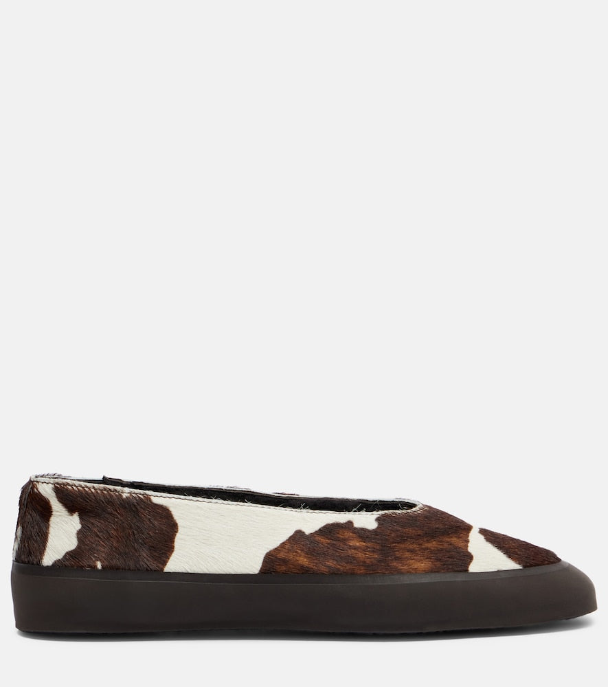 Le Monde Beryl Apres Ski printed calf hair ballet flats