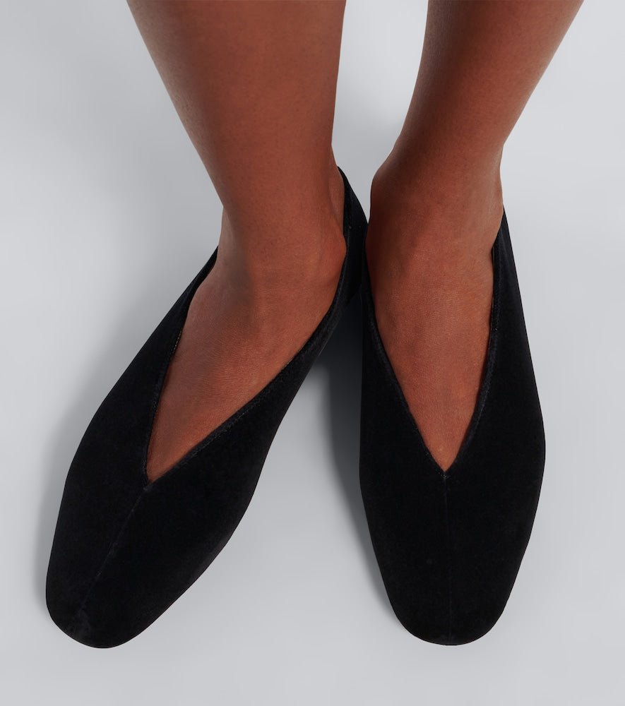 Le Monde Beryl Olympia velvet ballet flats
