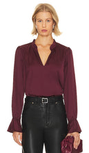 PAIGE Laurin Blouse in Burgundy - Chemisier PAIGE Laurin en Bourgogne - PAIGE Laurin 酒红色衬衫 - PAIGE Laurin Bluse in Burgund - PAIGE Laurin 블라우스 - Camicetta PAIGE Laurin in Borgogna