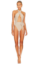 PQ Alex One Piece in Nude - PQ Alex One Piece en nu - PQ Alex 裸体海贼王 - PQ Alex One Piece in Nackt - PQ Alex 원피스 - PQ Alex One Piece nudo