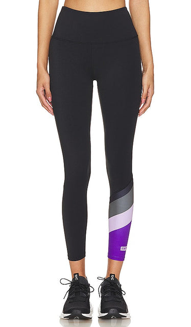 P.E Nation Pole Position Cropped Legging in Black - P.E Nation - Pole Position - Legging court - Noir - P.E Nation Pole Position 黑色短款打底裤 - Kurze Leggings „Pole Position“ von P.E Nation in Schwarz - P.E Nation Pole Position 크롭 레깅스 블랙 색상 - Legging corto P.E Nation Pole Position in nero
