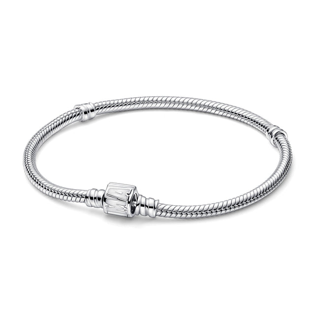 Pandora Moments Marvel Logo Clasp Snake Chain Bracelet | 6.3 Inches