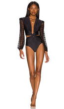 PatBO Plunge Netted Sleeve Swimsuit in Black - PatBO - Maillot de bain plongeant à manches résille en noir - PatBO 黑色深 V 网状袖泳衣 - PatBO Badeanzug mit Netzärmeln und tiefem Ausschnitt in Schwarz - PatBO 플런지 네트 슬리브 수영복 블랙 색상 - Costume da bagno PatBO con maniche a rete profonda in nero