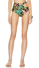 PatBO Tropicalia Cutout Bikini Bottom in Black - PatBO - Bas de bikini découpé Tropicalia en noir - PatBO Tropicalia 黑色镂空比基尼泳裤 - PatBO Tropicalia Cut-out-Bikinihose in Schwarz - PatBO Tropicalia 컷아웃 비키니 하의 블랙 색상 - Parte inferiore del bikini ritagliata PatBO Tropicalia in nero