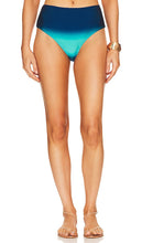 PatBO X Alessandra Ambrioso Ombre High Waist Bikini Bottom in Blue - Bas de bikini taille haute ombré PatBO X Alessandra Ambrioso en bleu - PatBO X Alessandra Ambrioso Ombre 蓝色高腰比基尼泳裤 - PatBO X Alessandra Ambrioso Ombre-Bikinihose mit hoher Taille in Blau - PatBO X Alessandra Ambrioso 옴브레 하이 웨이스트 비키니 하의 블루 색상 - PatBO X Alessandra Ambrioso Ombre Slip bikini a vita alta in blu