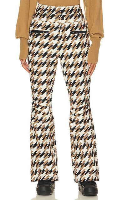 Perfect Moment Aurora Flare Pant in Tan - Perfect Moment - Pantalon évasé Aurora - Fauve - Perfect Moment Aurora 黄褐色喇叭裤 - Perfect Moment Aurora Flare Hose in Hellbraun - Perfect Moment 오로라 플레어 팬츠 - Pantaloni svasati Aurora Perfect Moment color marrone chiaro