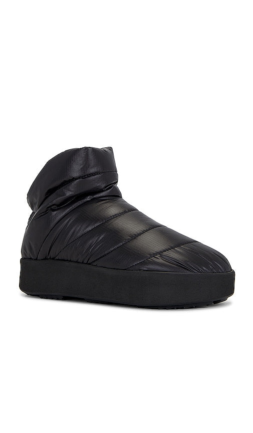 Piumestudio Mezzaluna Bootie in Black