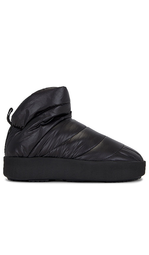Piumestudio Mezzaluna Bootie in Black