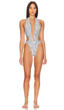 Poster Girl Portia Swimsuit in White - Poster Girl - Maillot de bain Portia en blanc - 海报女孩波西娅白色泳装 - Poster Girl Portia Badeanzug in Weiß - Poster Girl Portia 수영복 화이트 색상 - Costume da bagno Poster Girl Portia in bianco