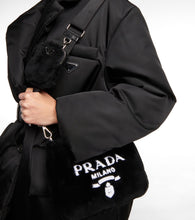Prada Re-Edition 2005 Small shoulder bag