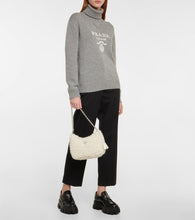 Prada Re-Edition 2005 Small shoulder bag