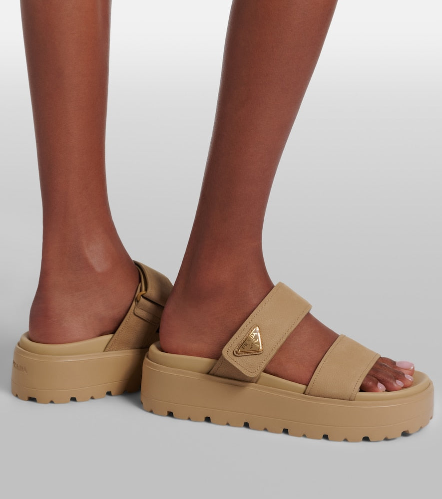Prada Leather platform sandals (Beige) - Slides
