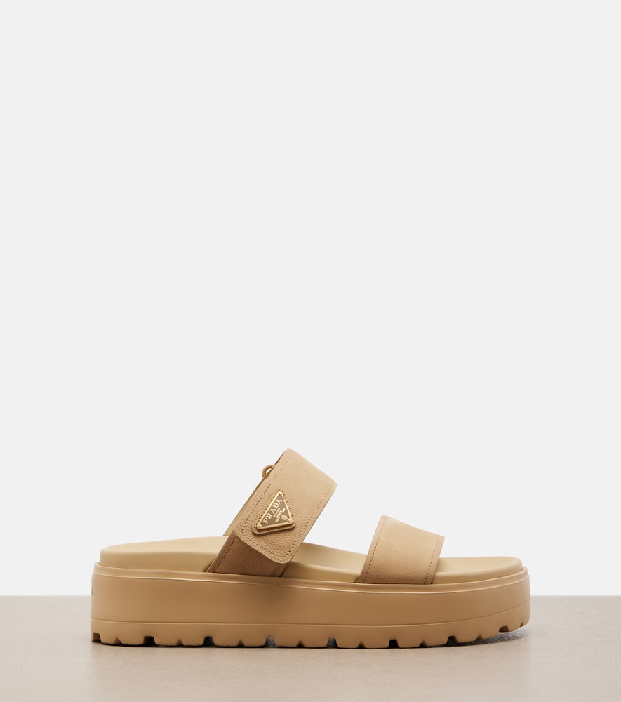 Prada Leather platform sandals (Beige) - Slides