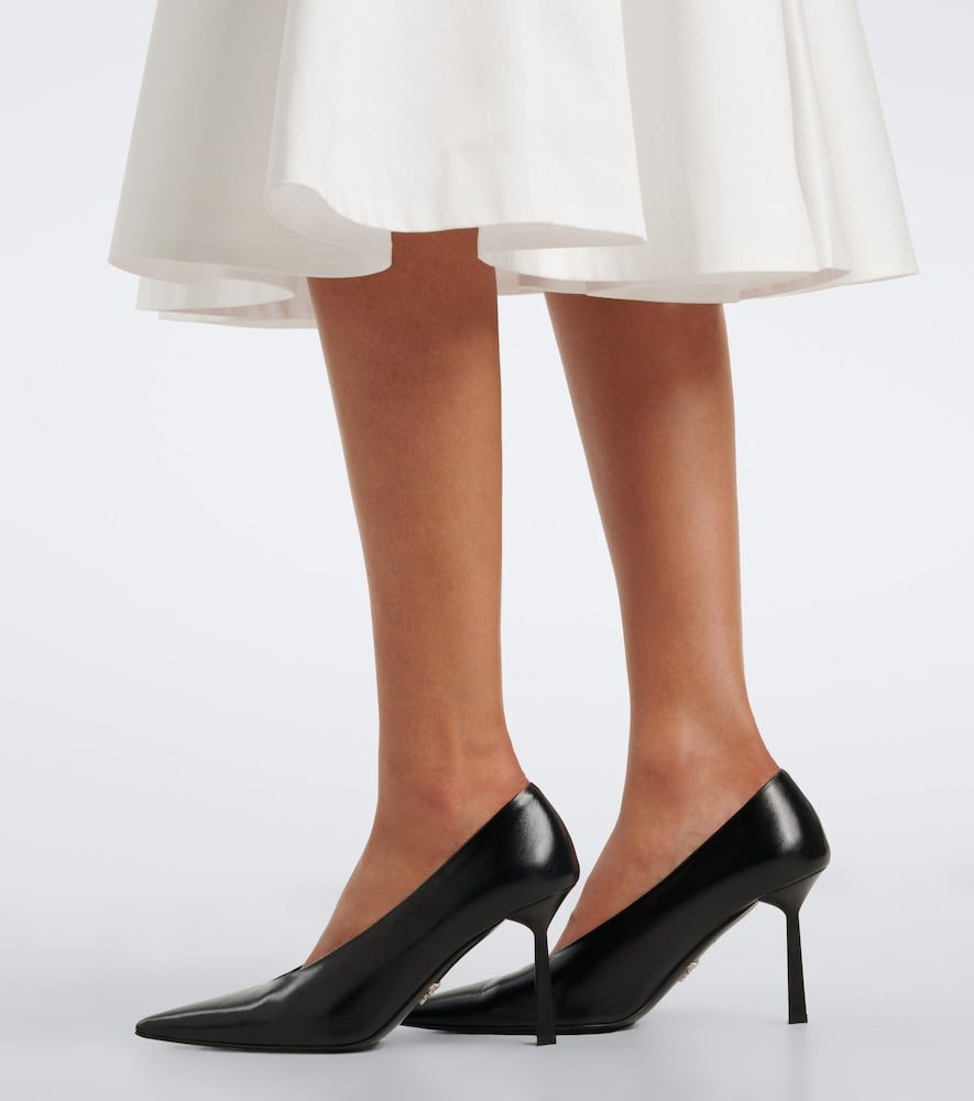Prada Leather pumps in Black - High-Heel Pumps