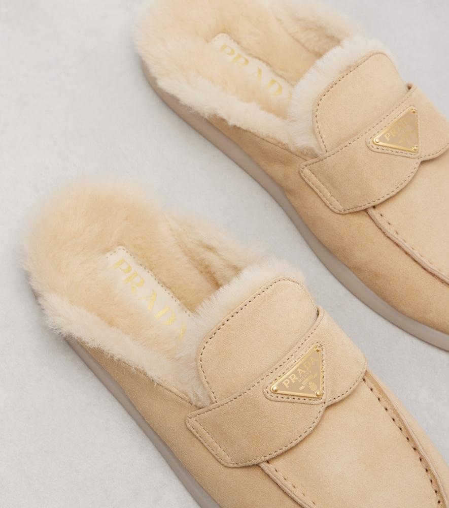 Prada Shearling-lined suede mules in Beige - Mules
