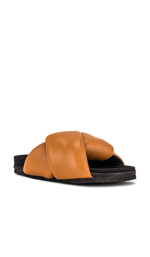 R0AM Foldy Puffy Slide in Cognac