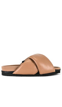 R0AM Foldy Puffy Slide in Nude - Claquette R0AM Foldy Puffy en Nude - R0AM 裸色折叠蓬松拖鞋 - R0AM Foldy Puffy Slide in Nude - R0AM Foldy 퍼피 슬라이드 누드 컬러 - R0AM Foldy Puffy Slide in color nudo