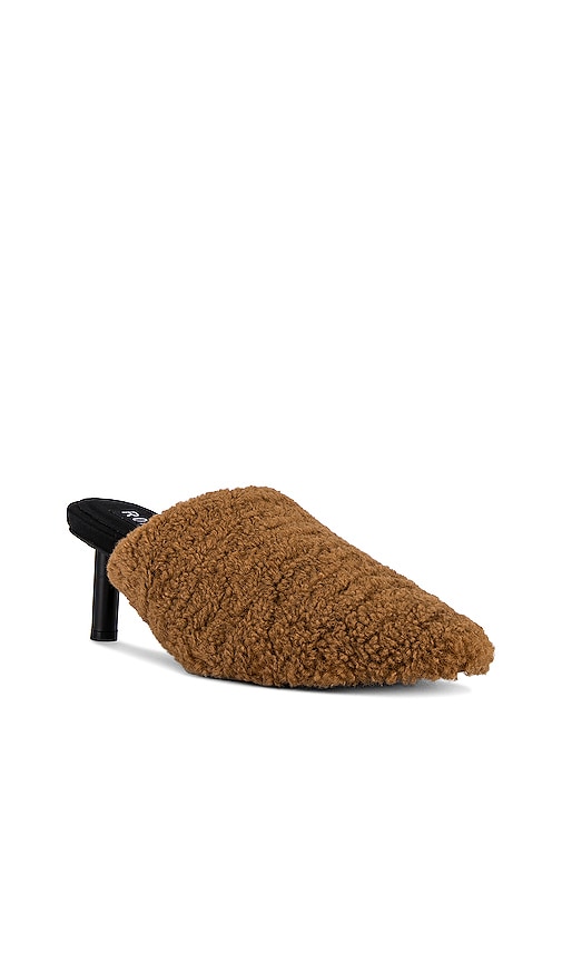 R0AM Fuzzy Heel in Cognac