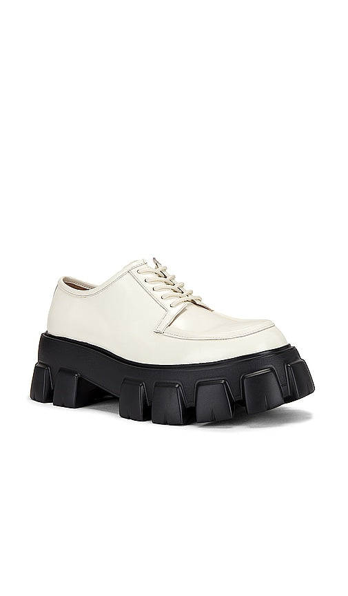 RAYE Lars Derby in White