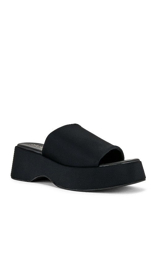 RAYE Madd Sandal in Black