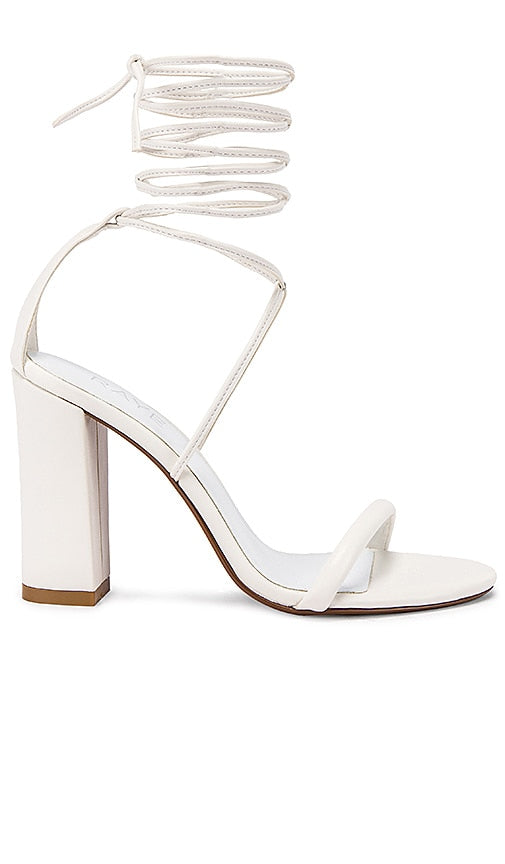 RAYE Mojave Heel in White - Talon RAYE Mojave en blanc - RAYE 白色莫哈韦高跟鞋 - RAYE Mojave-Absatz in Weiß - RAYE 모하비 힐 화이트 색상 - Tacco RAYE Mojave in bianco