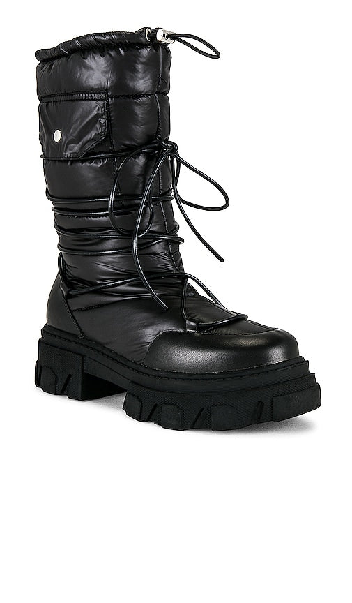 RAYE Mountain Boot in Black