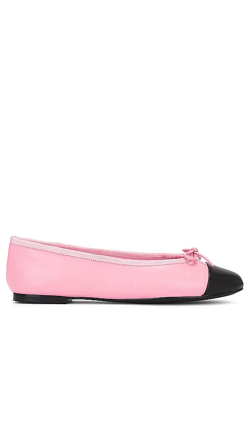 RAYE Natalia Ballet Flat in Pink - RAYE Natalia Ballerines plates en rose - RAYE Natalia 粉色芭蕾平底鞋 - RAYE Natalia Ballerinas in Rosa - RAYE 나탈리아 발레 플랫 핑크 색상 - Ballerine RAYE Natalia in rosa