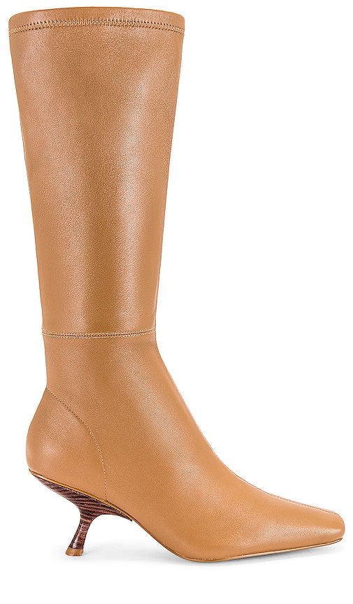 RAYE Ruxanndra Boot in Tan - Botte RAYE Ruxanndra en beige - RAYE Ruxandra 棕褐色靴子 - RAYE Ruxanndra Stiefel in Hellbraun - RAYE Ruxanndra 부츠 컬러 - Stivale RAYE Ruxanndra in marrone chiaro