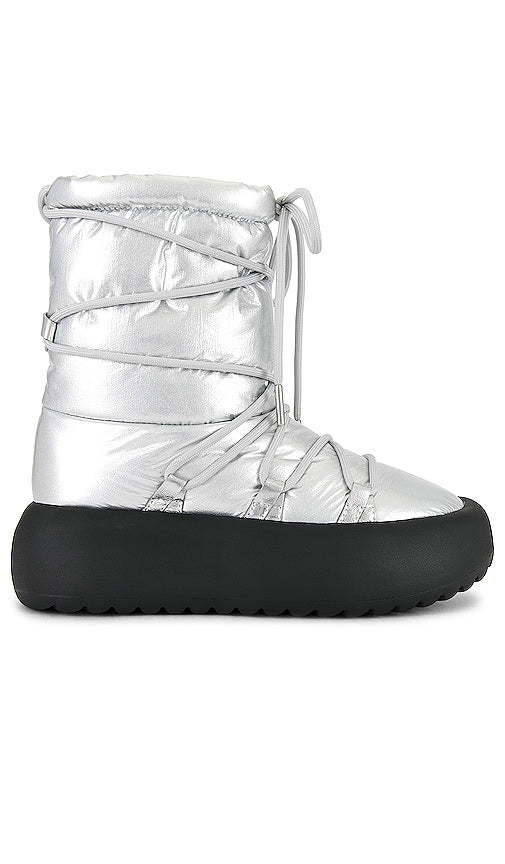 RAYE Tignes Boot in Metallic Silver - Botte RAYE Tignes en Argent Métallisé - RAYE Tignes 金属银靴子 - RAYE Tignes Stiefel in Metallic-Silber - 메탈릭 실버 소재의 RAYE Tignes 부츠 - Stivale RAYE Tignes in argento metallizzato