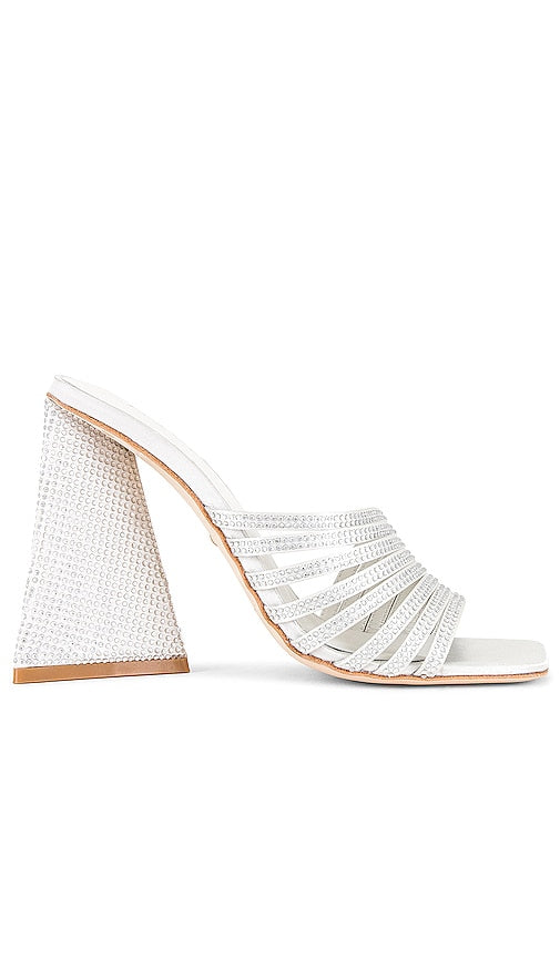 RAYE Zappa Heel in White - Talon RAYE Zappa en blanc - RAYE Zappa 白色高跟鞋 - RAYE Zappa-Absatz in Weiß - RAYE 자파 힐 화이트 색상 - Tacco RAYE Zappa in bianco