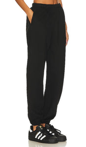 RE ONA Joggers in Black