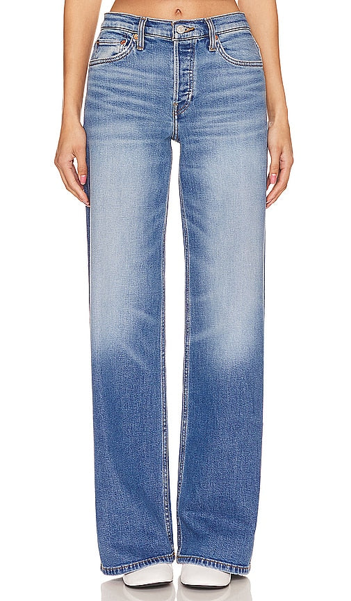 RE/DONE Orginals Mid Rise Wide Leg in Blue - RE/DONE Originals - Jambe large taille mi-haute en bleu - RE/DONE Orginals 蓝色中腰阔腿裤 - RE/DONE Orginals Mid Rise Wide Leg in Blau - RE/DONE Orginals 미드 라이즈 와이드 레그 in 블루 - RE/DONE Gamba larga a vita media originale originale in blu