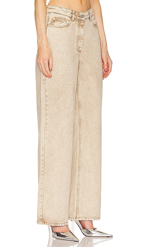 REMAIN Special Yoke Straight Leg in Beige