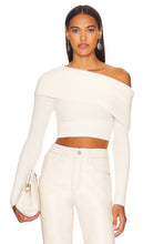 REMI x REVOLVE Lindsay Off Shoulder Sweater in Ivory - REMI x REVOLVE Lindsay - Pull à épaules dénudées en ivoire - REMI x REVOLVE Lindsay 象牙色露肩毛衣 - REMI x REVOLVE Lindsay Schulterfreier Pullover in Elfenbein - REMI x REVOLVE Lindsay 오프 숄더 스웨터 in Ivory - REMI x REVOLVE Lindsay Maglione con spalle scoperte in avorio