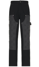 REPRESENT Embossed Utility Pants in Black - REPRÉSENT Pantalon utilitaire gaufré en noir - REPRESENT 黑色压花工装裤 - REPRESENT geprägte Utility-Hose in Schwarz - REPRESENT 엠보싱 유틸리티 팬츠블랙 색상 - Pantaloni utility REPRESENT in rilievo in nero