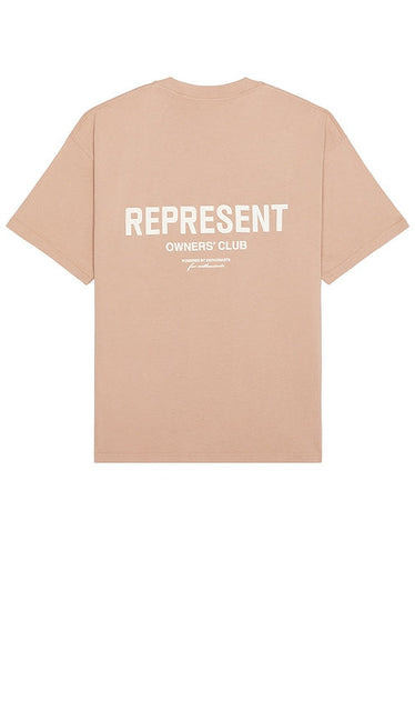 REPRESENT Owners Club T-shirt in Pink - T-shirt REPRESENT Owners Club en rose - REPRESENT 业主俱乐部粉色 T 恤 - REPRESENT Owners Club T-Shirt in Rosa - REPRESENT 오너스 클럽 티셔츠 핑크 색상 - T-shirt REPRESENT Owners Club in rosa