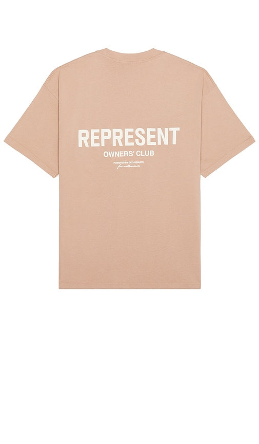REPRESENT Owners Club T-shirt in Pink - T-shirt REPRESENT Owners Club en rose - REPRESENT 业主俱乐部粉色 T 恤 - REPRESENT Owners Club T-Shirt in Rosa - REPRESENT 오너스 클럽 티셔츠 핑크 색상 - T-shirt REPRESENT Owners Club in rosa