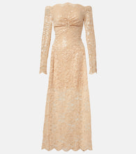 Rabanne Sequined off-shoulder lace maxi dress. Rabanne 亮片露肩蕾丝长裙