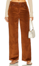 Rag & Bone Logan Corduroy Pant in Cognac - Pantalon en velours côtelé Rag & Bone Logan en cognac - Rag & Bone 干邑色 Logan 灯芯绒长裤 - Rag & Bone Logan Cordhose in Cognac - Rag & Bone Logan 코듀로이 팬츠 - Pantaloni di velluto a coste Rag & Bone Logan color cognac
