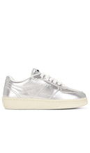 Rag & Bone Retro Court Sneaker in Metallic Silver - Baskets Rag & Bone Retro Court en argent métallisé - Rag & Bone 金属银复古宫廷运动鞋 - Rag & Bone Retro Court Sneaker in Metallic-Silber - Rag & Bone 레트로 코트 스니커즈 - Sneaker Court retrò Rag & Bone in argento metallizzato